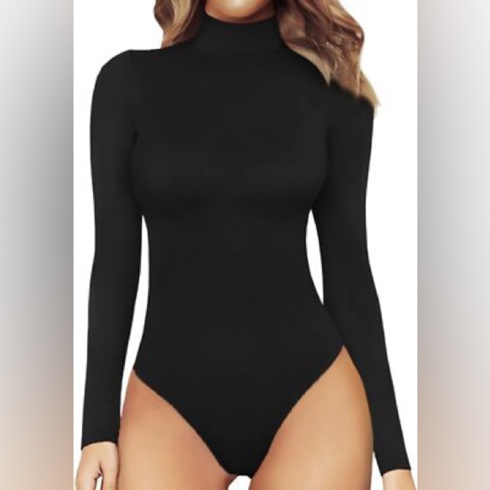 MangoPop Classic Black Long Sleeve Bodysuit